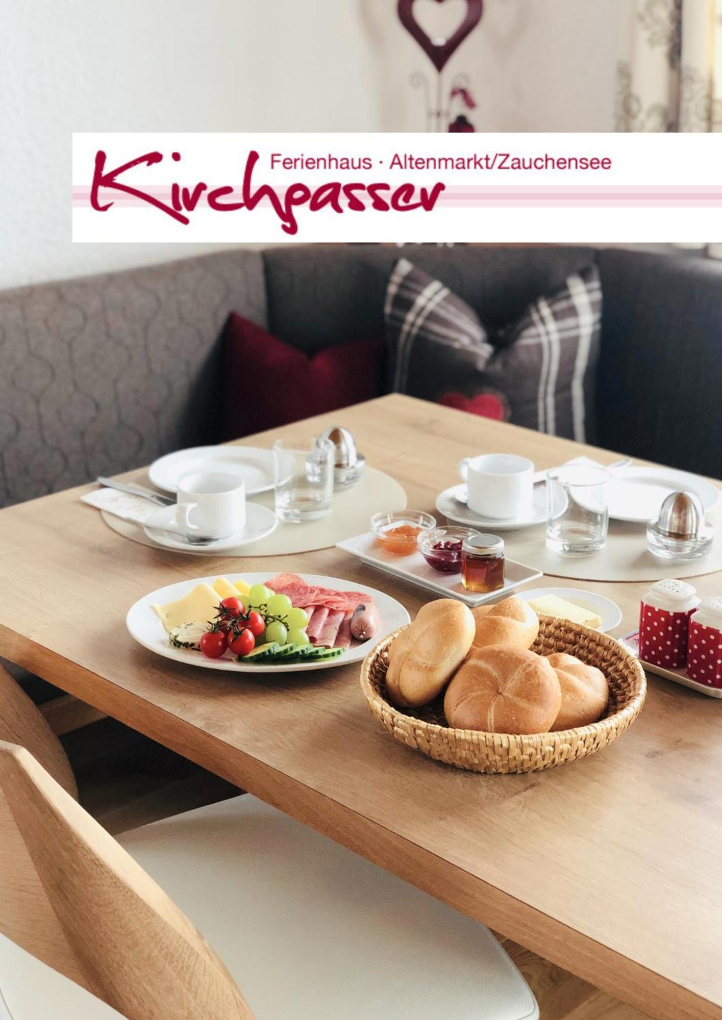 Haus Kirchgasser Bed & Breakfast อัลเทนมาร์คท์ อิม พองเงา ภายนอก รูปภาพ